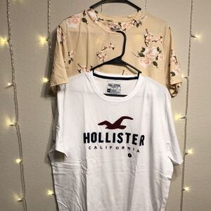 Hollister Men’s T-shirt Bundle! 2 Shirts Size XL
